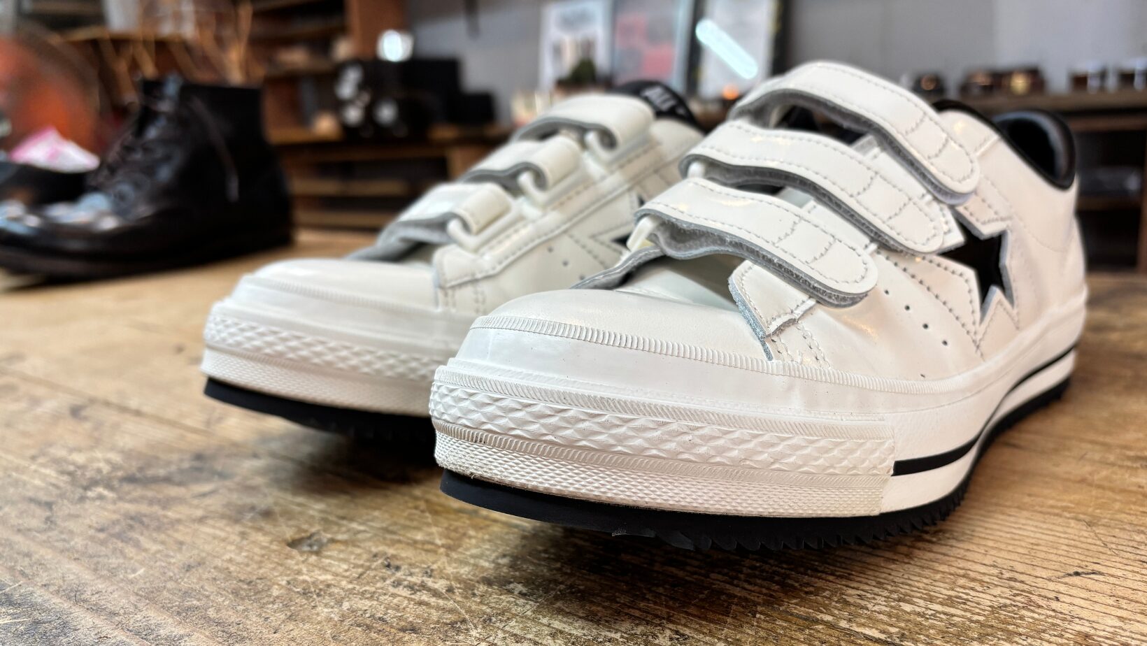 コンバース ワンスター J V-3 Vibram#342 補強後 斜めから