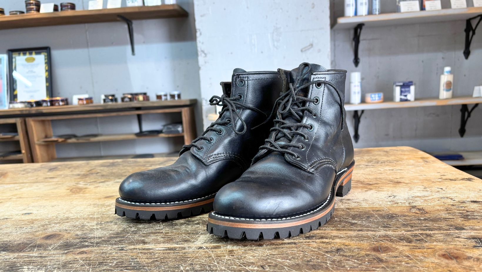 レッドウィング ベックマン9014 Vibram100ソール交換後の斜め前