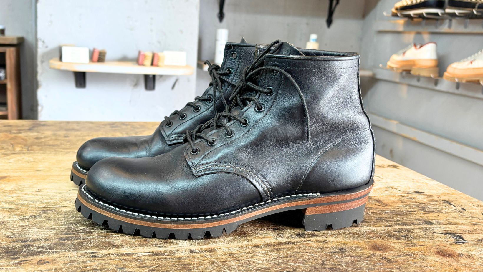 レッドウィング ベックマン9014 Vibram100オールソール交換後の全体