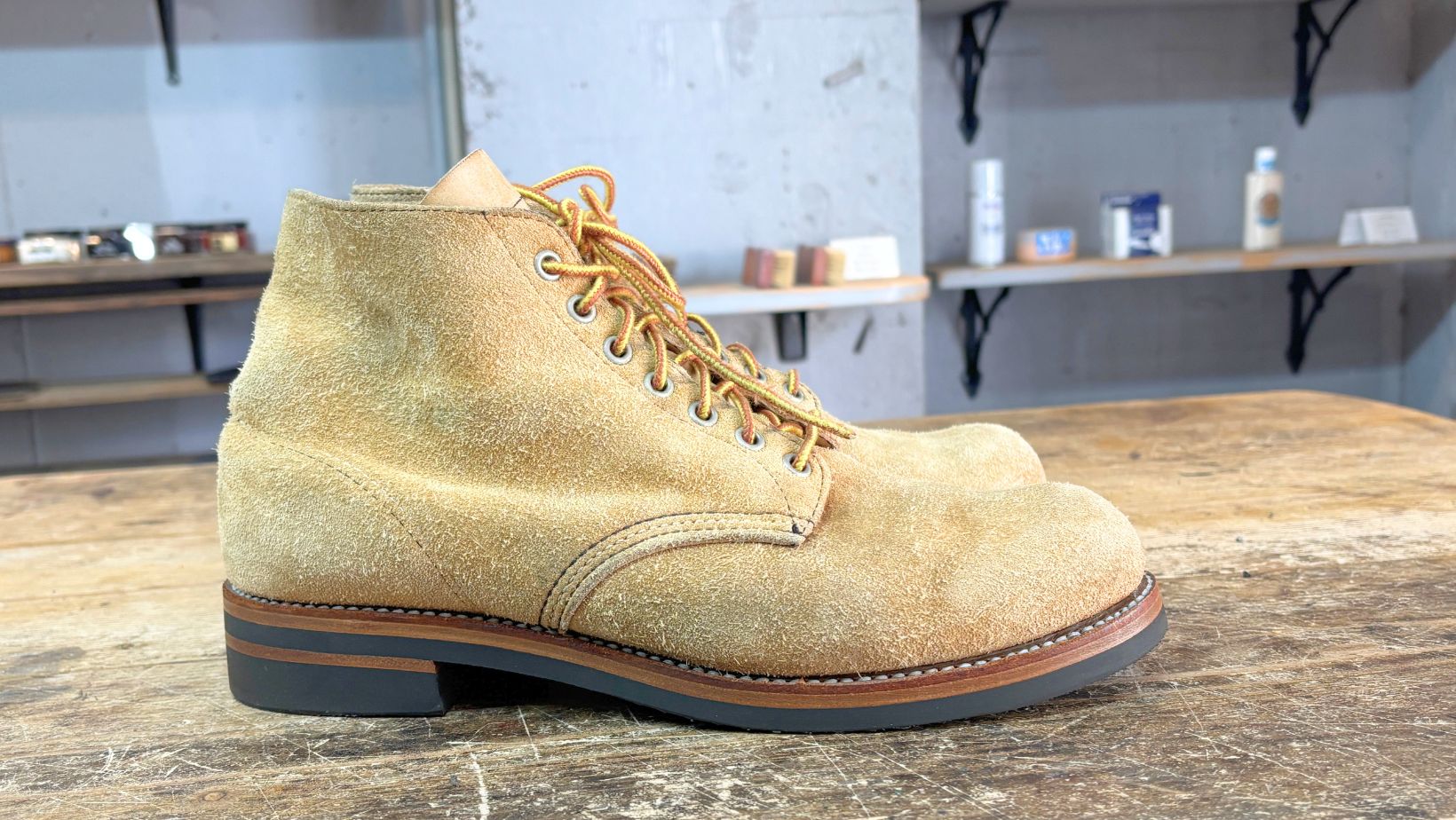 レッドウィング8167 Vibram700 ソール交換後 側面