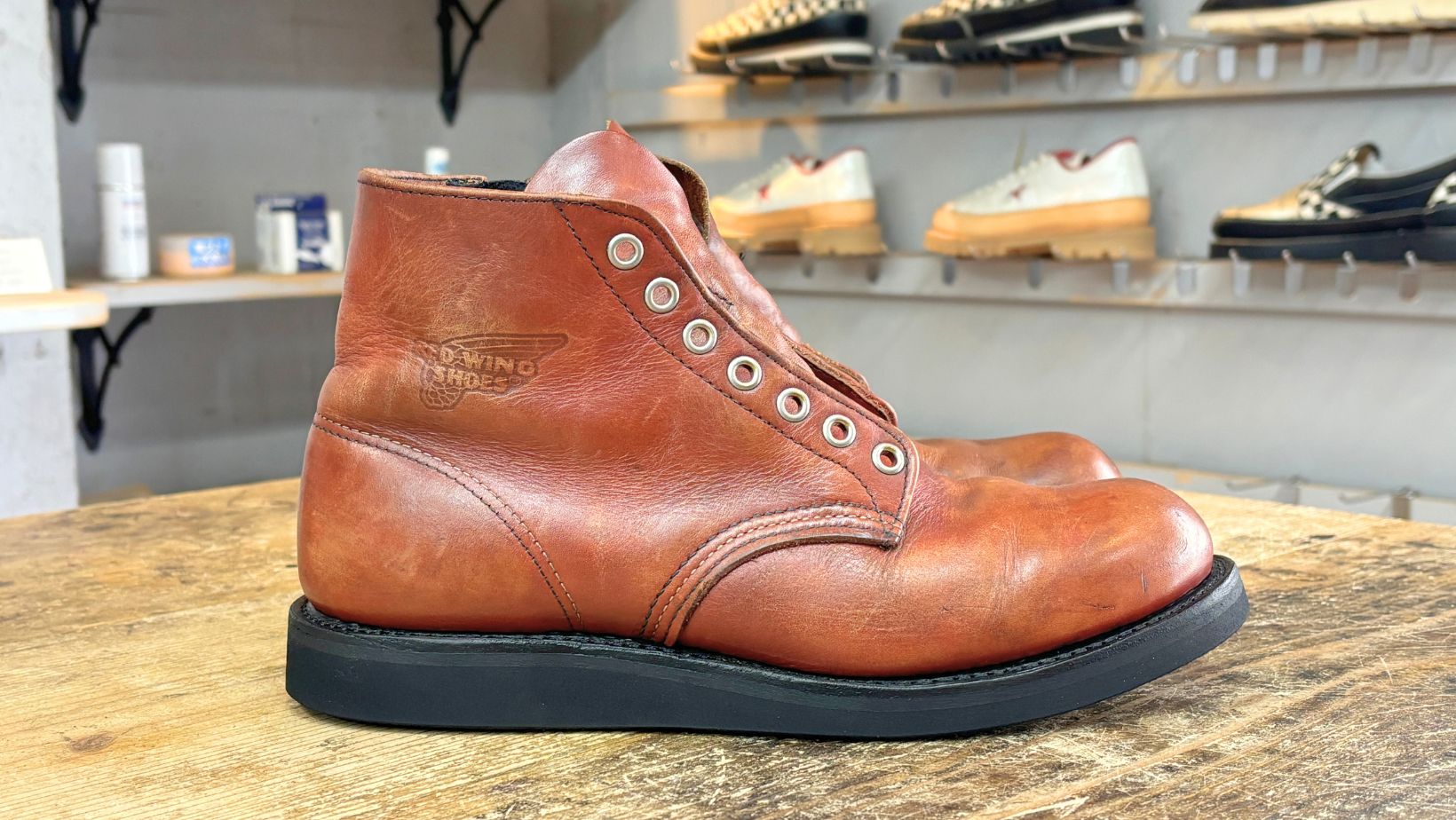 レッドウィング8166 Vibram1002ソール交換後の側面