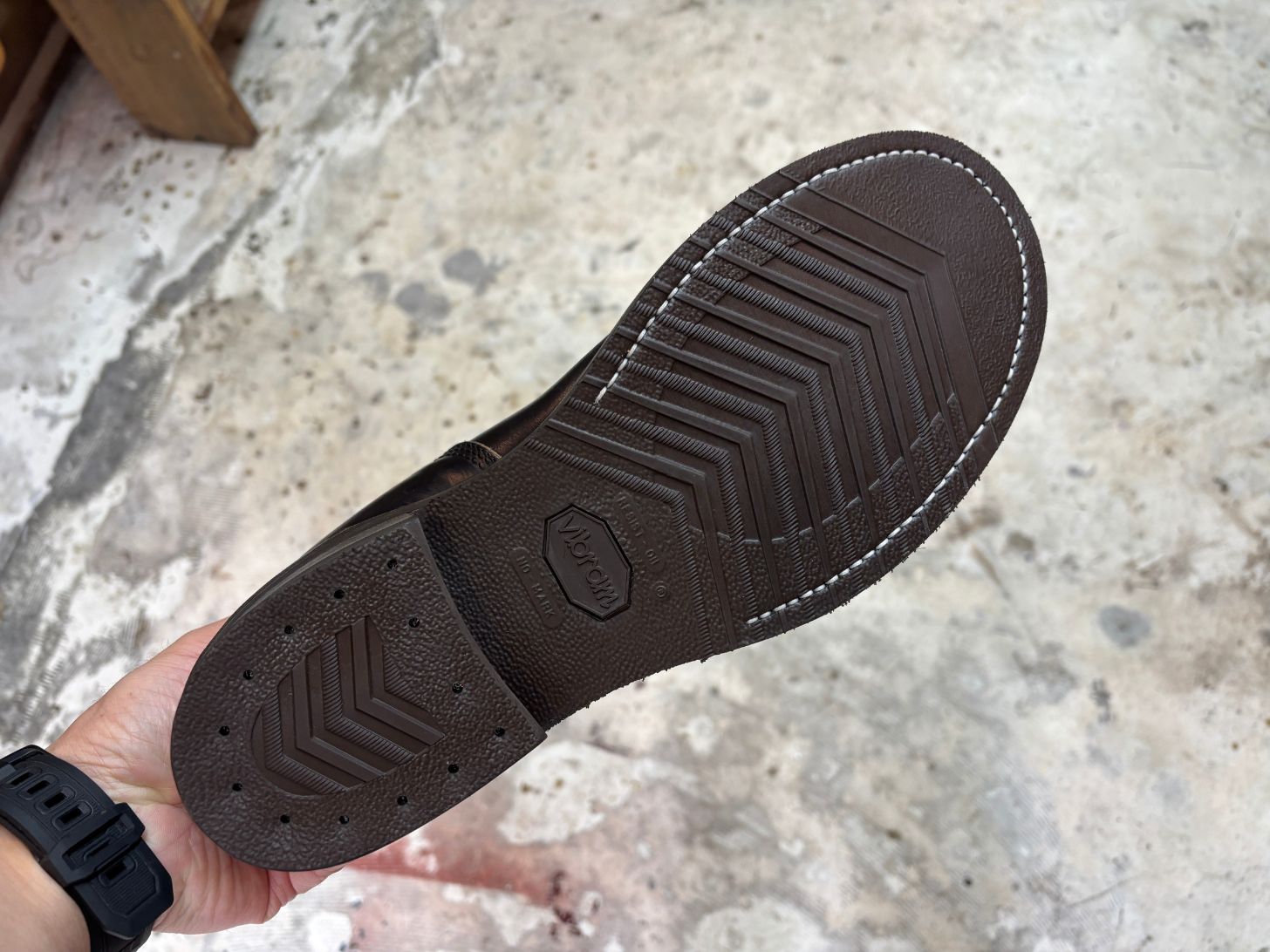 ジョンロフグレン Vibram700ブラウン カスタム後の靴底